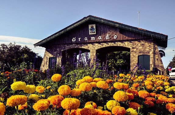 P&oacute;rticos de Gramado